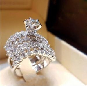 14 KT. White gold filled 2 piece exquisite set